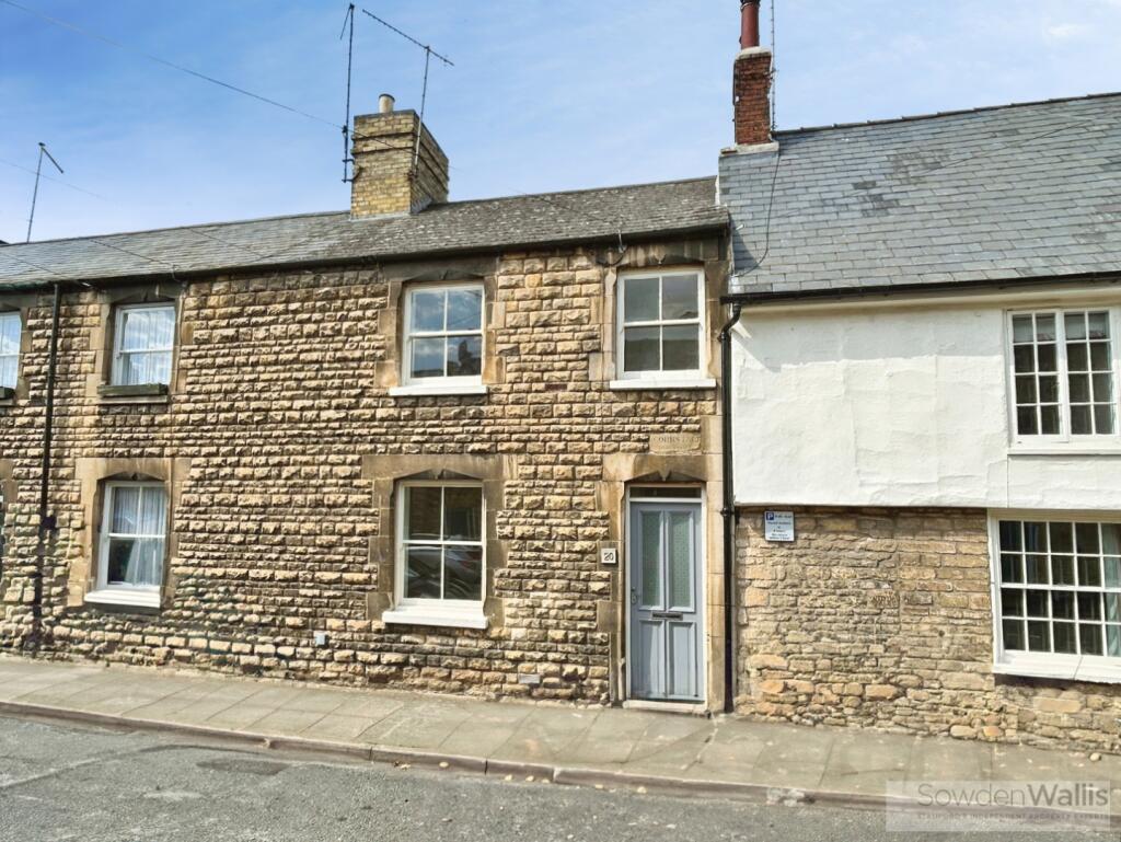 2-bed house on St. Leonards Street, Stamford, £250,000
