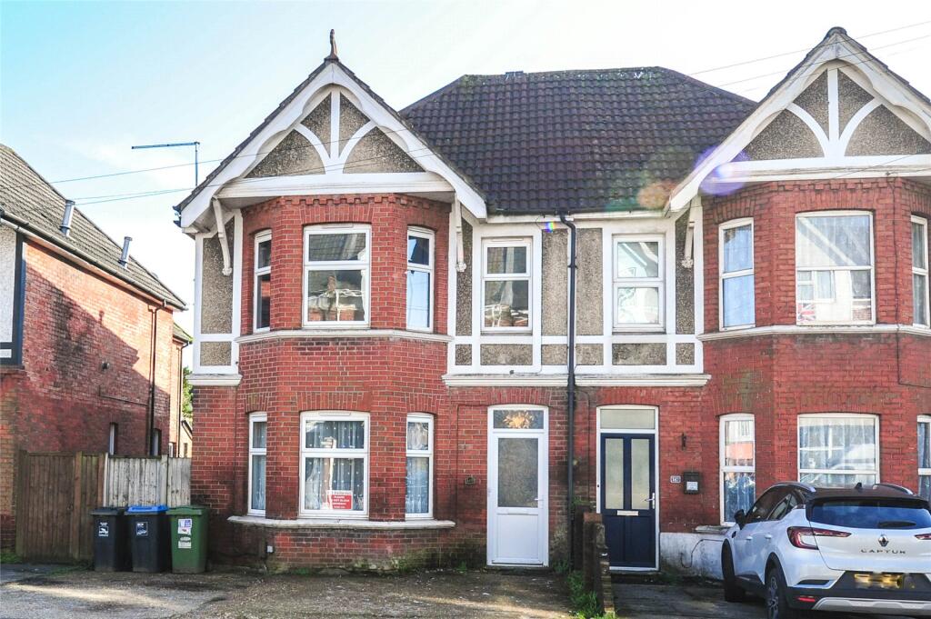 Main image of property: Ashley Road, Parkstone, Poole, Dorset, BH14