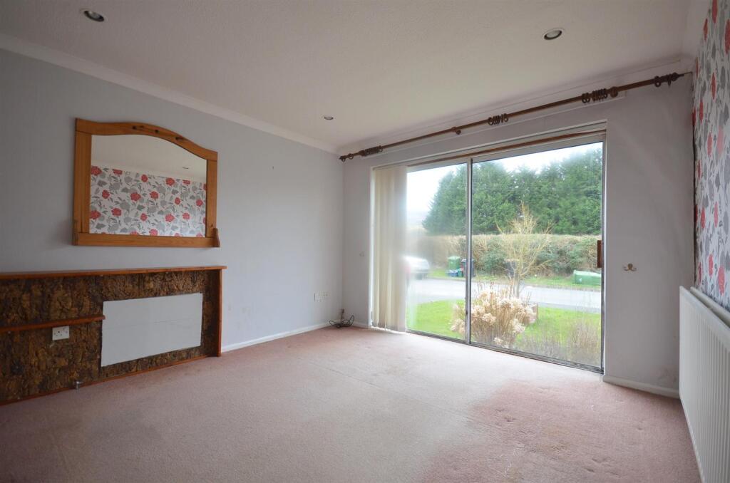 Sunnyfield, Rhayader photo 4