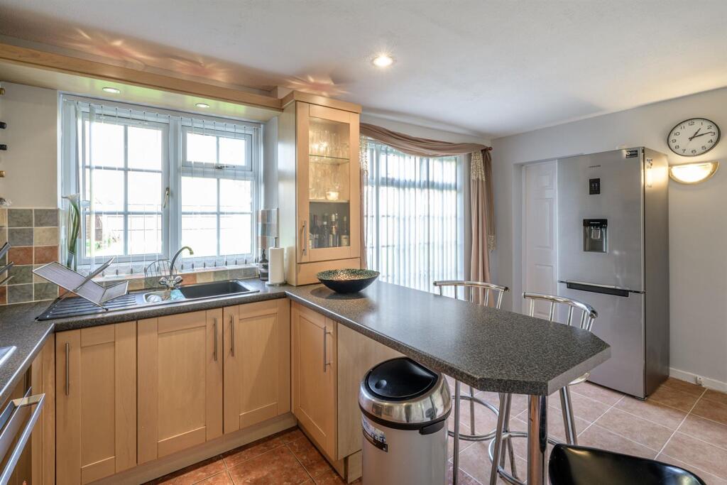 Additional image 5 of Campion Grove, Halesowen, B63 1HB