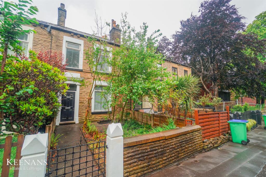 3-bed terraced on Manchester Road, Rochdale, £190,000