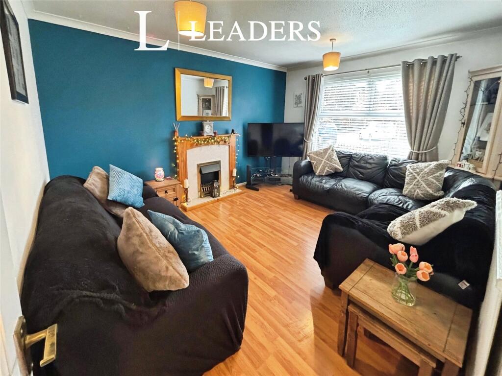 Payne Close, Great Sankey, Warrington photo 2