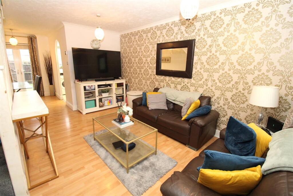 Main image of property: Mariners Walk, Erith