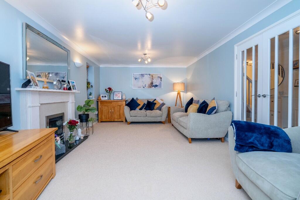 Chatsworth Close, Market Deeping, PE6 photo 3