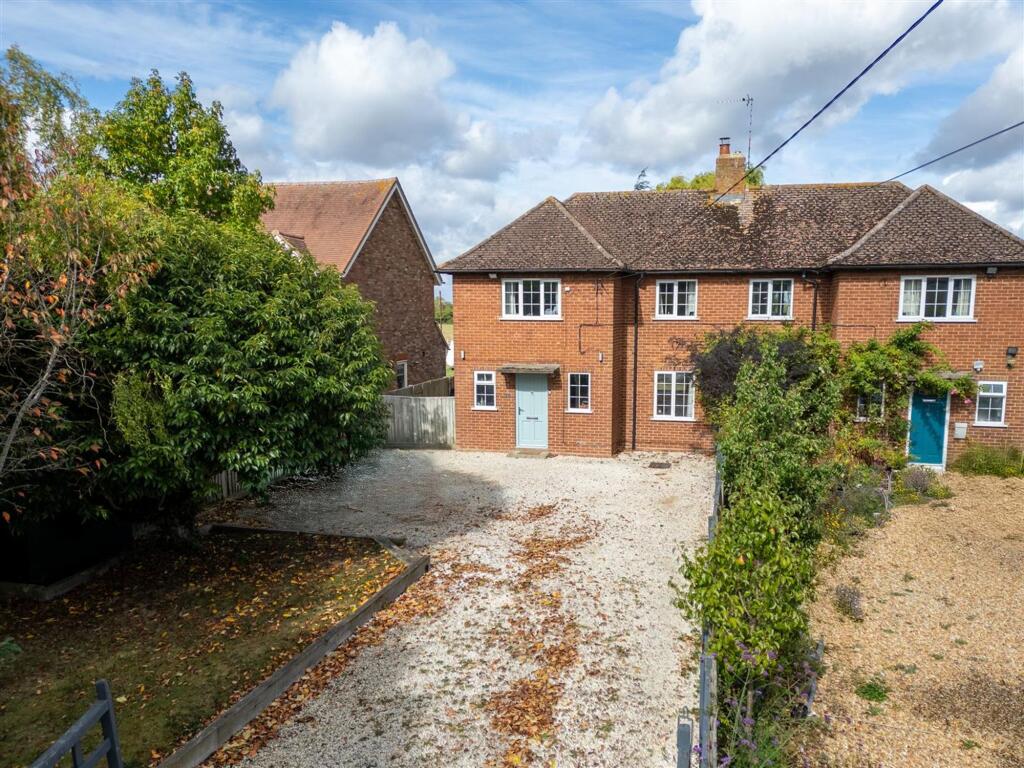 Main image of property: Buckingham Road, Edgcott, HP18