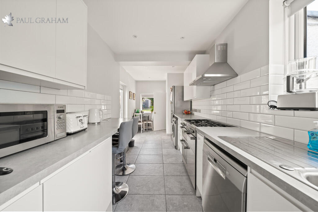 House in London, South Beddington - View 5
