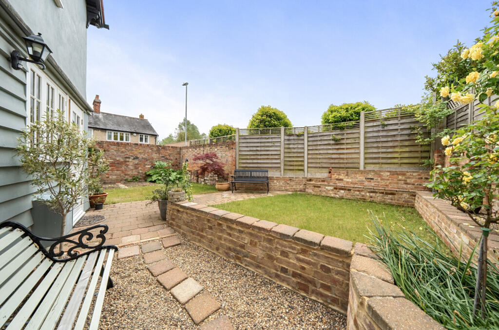 House in Braintree, Bures Hamlet - View 4