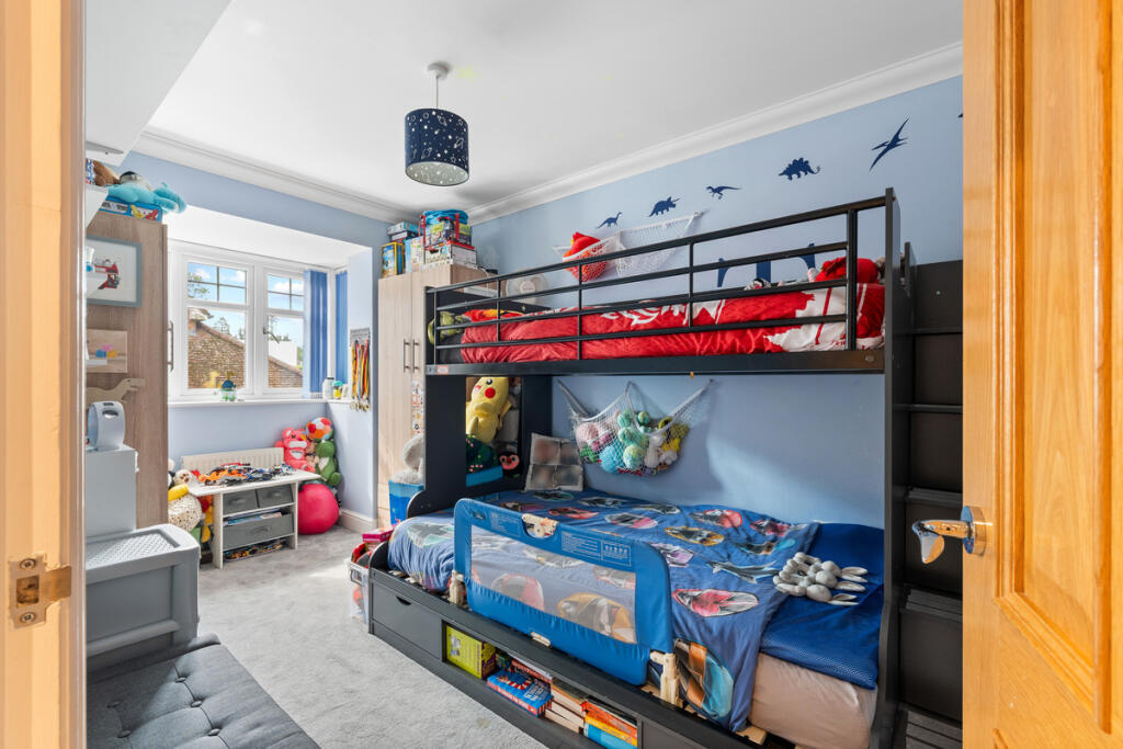 House in Tandridge, Warlingham - View 6