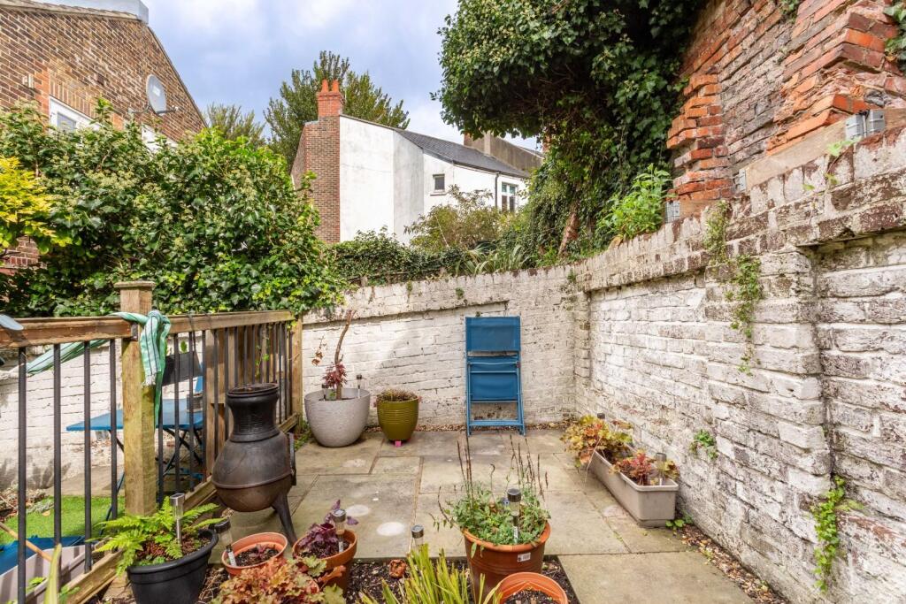Riley Road, Brighton - View 4
