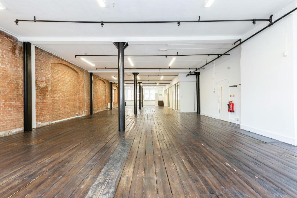 148  150 Cirtain Road 09.jpg