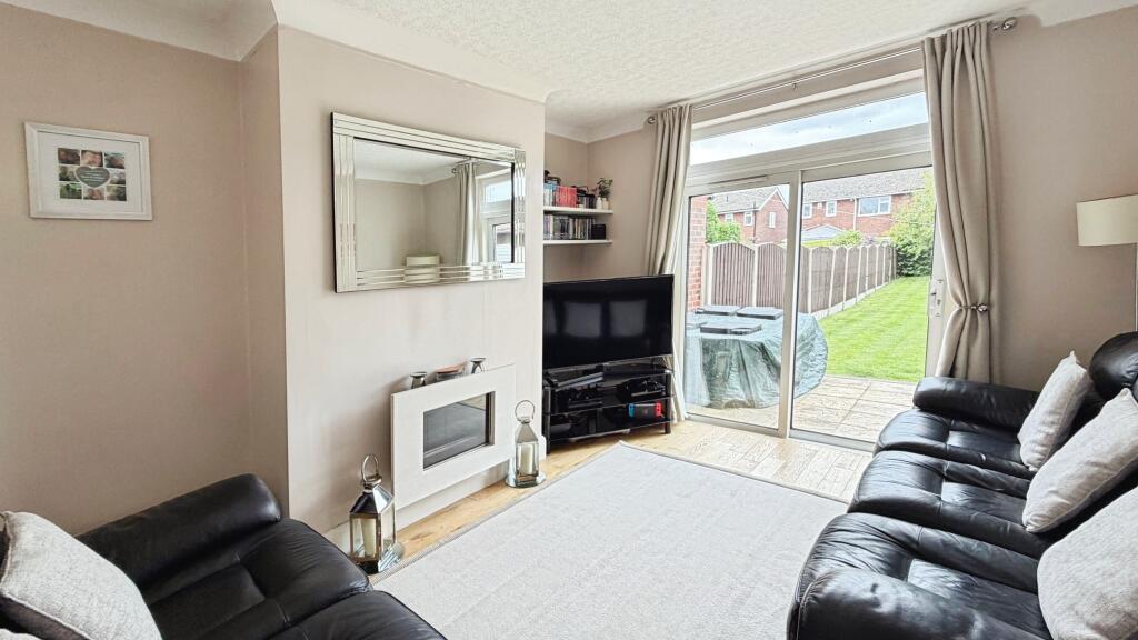 House in Wakefield - More