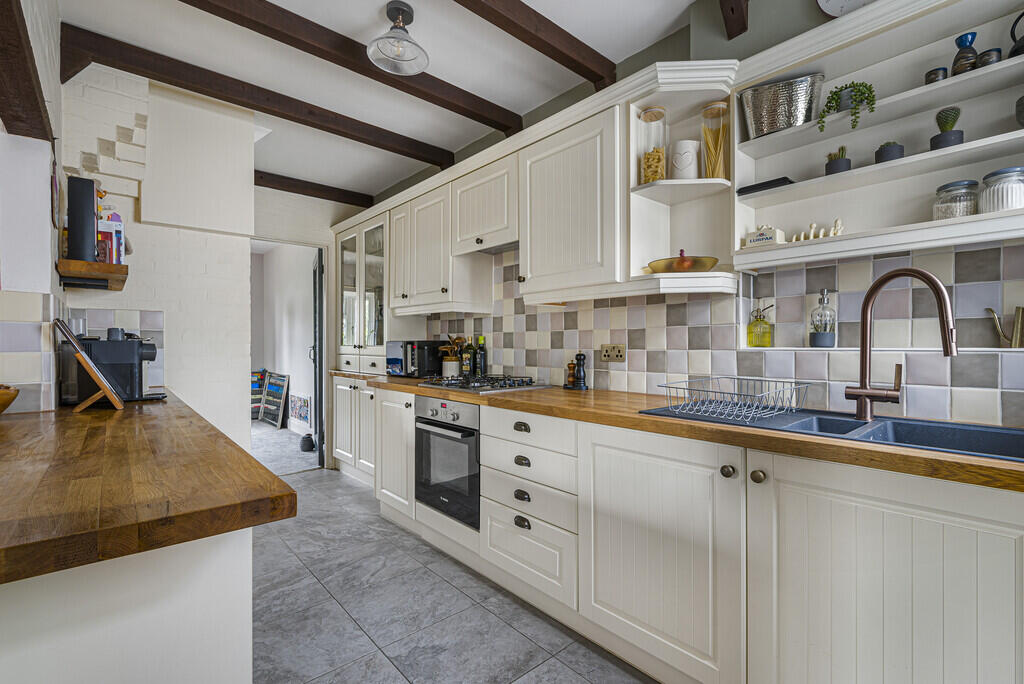 House in London - View 5