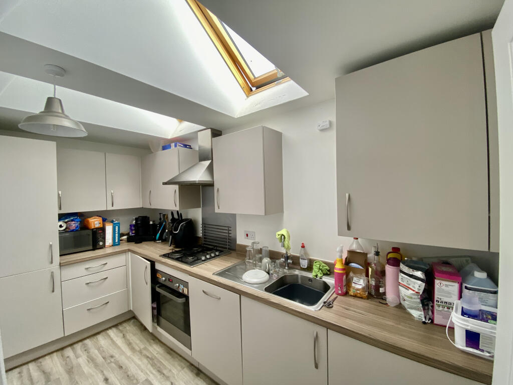 Apartment in Portsmouth - View 5