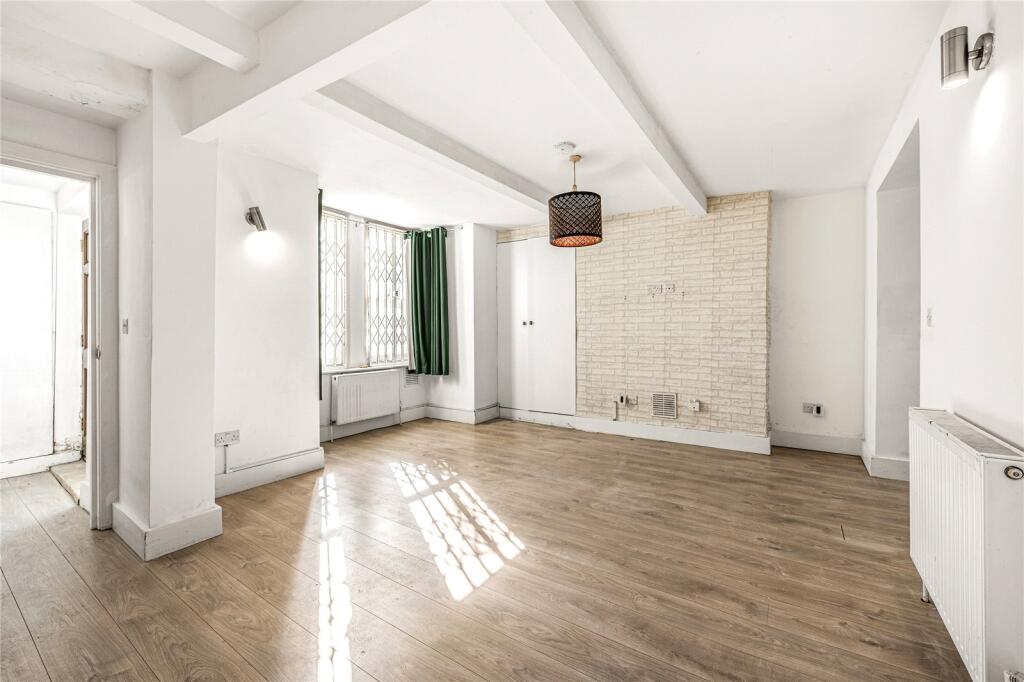 Apartment in London - View 3