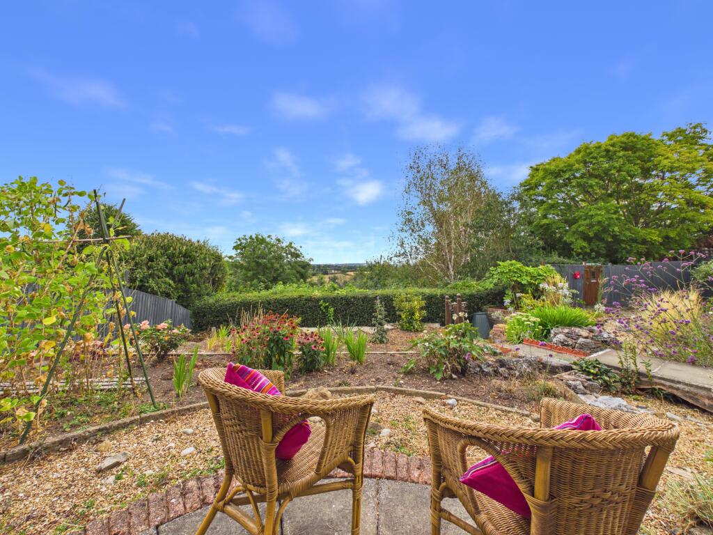 House in Wyre Forest, Bewdley - More