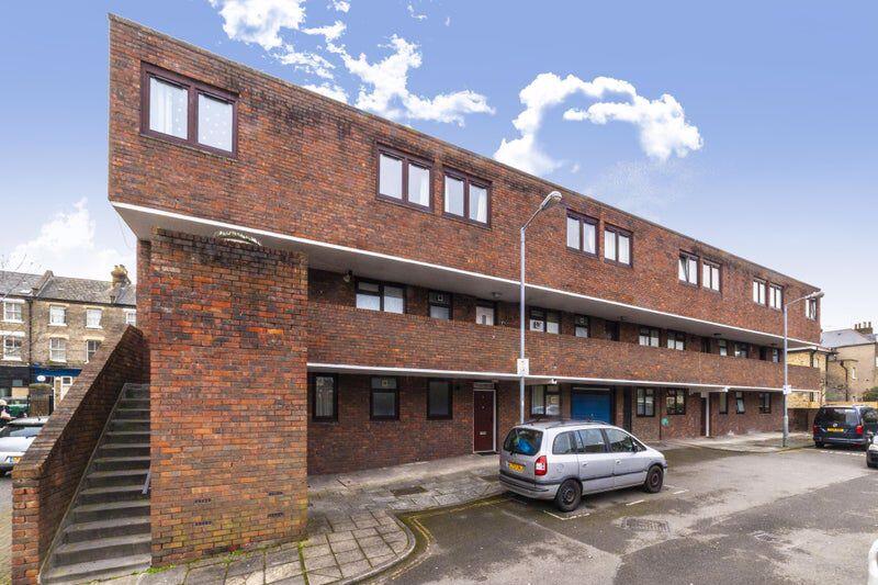 Main image of property: The Platt, Putney, London