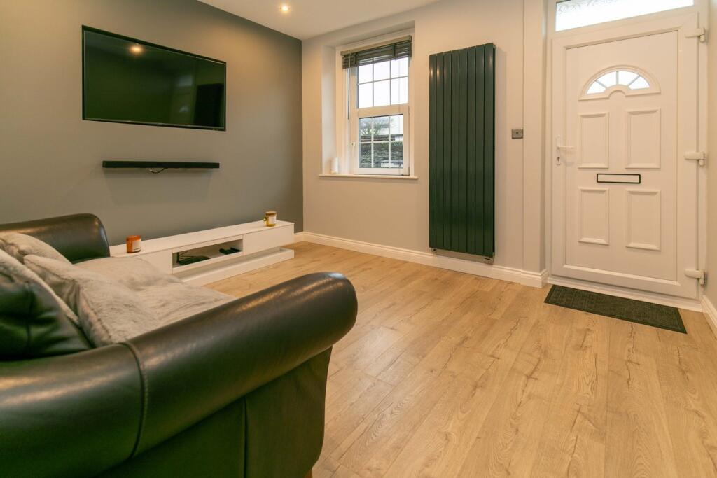 House in Ramsey, Garff - View 3
