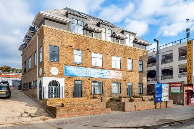 Main image of property: Marlowes, Hemel Hempstead, HP1
