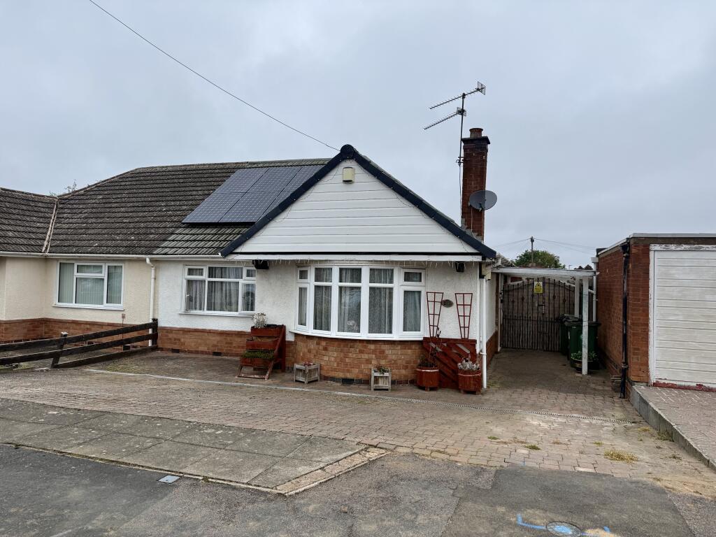 2-bed semi-detached on Seagrave Drive, Oadby, Leicestershire, £315,000
