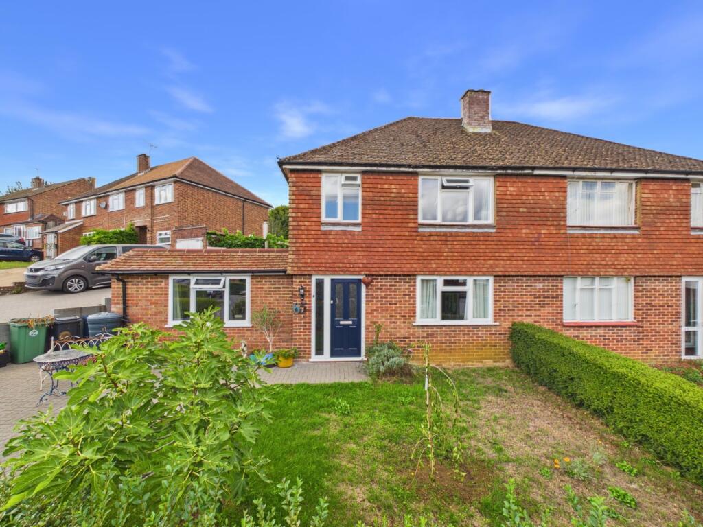 Main image of property: Aylward Gardens, Chesham, Buckinghamshire, HP5