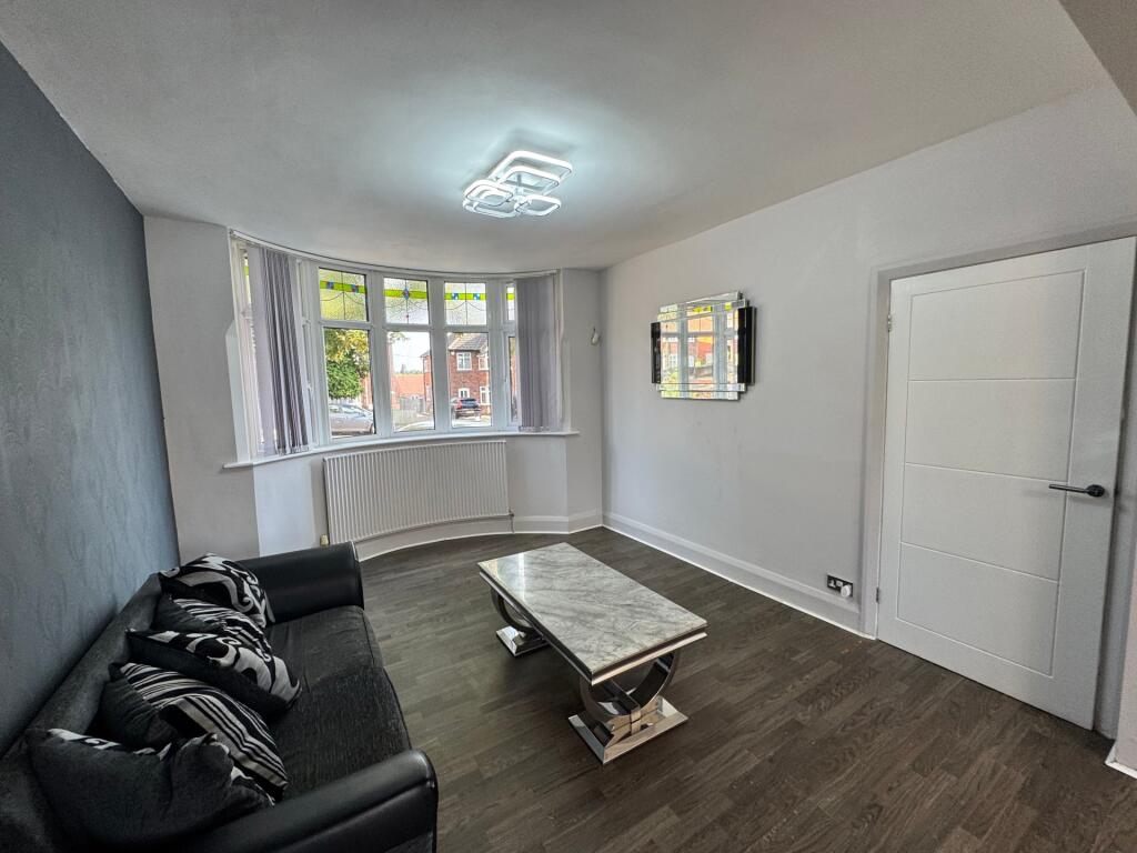 House in Nottingham, Old Basford - View 3