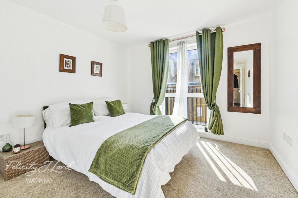 Main image of property: Candle Street, London