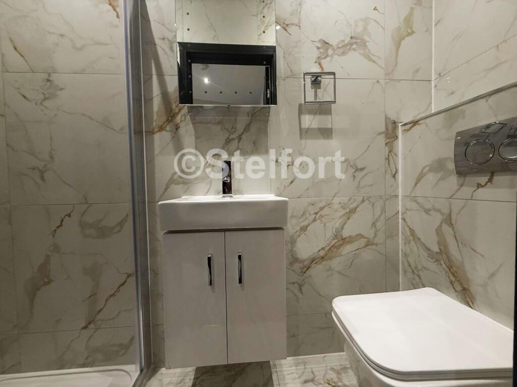 3 bedroom maisonette for rent