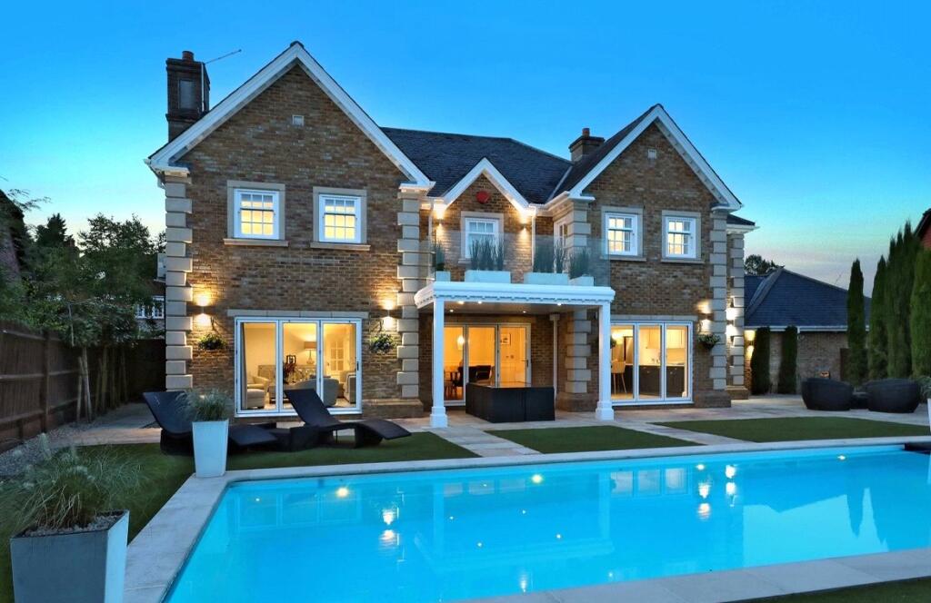 Ledborough Gate, Beaconsfield, Buckinghamshire, HP9 photo 2