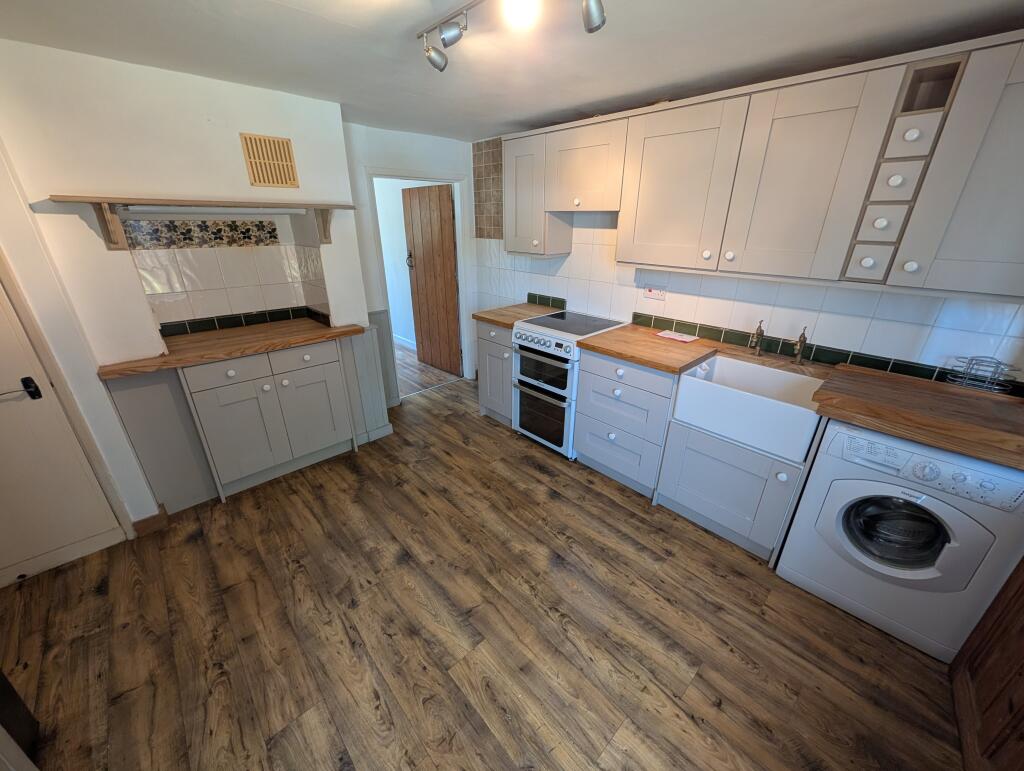 House in Southampton - View 4