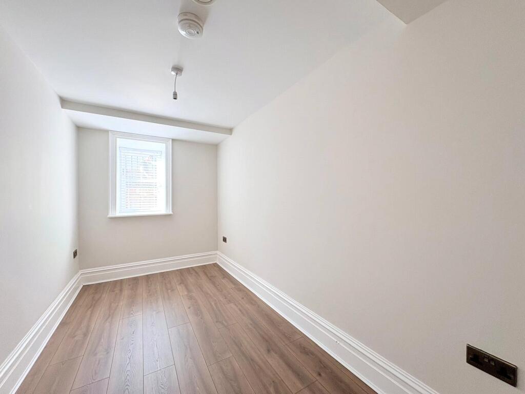 Apartment in Liverpool, Dingle - More