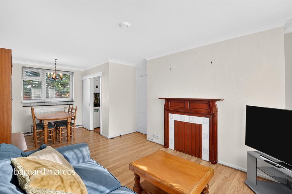 Apartment in London - View 3