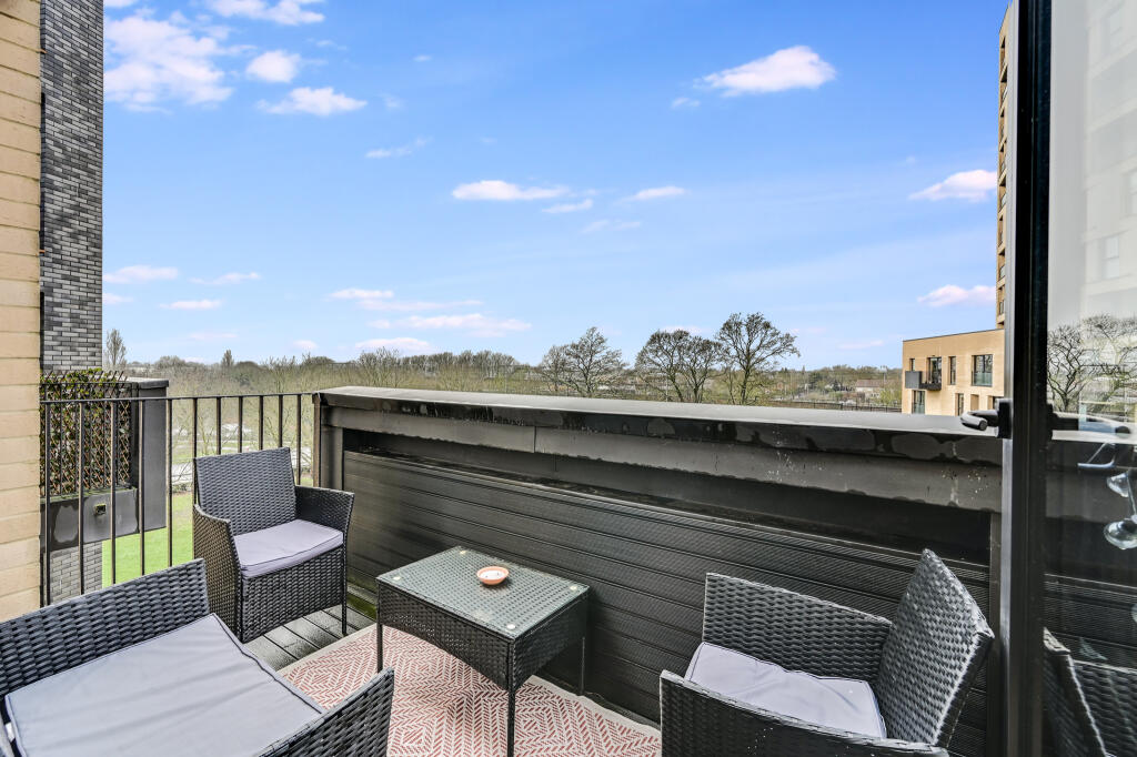 Apartment in Chelmsford, Moulsham - View 4