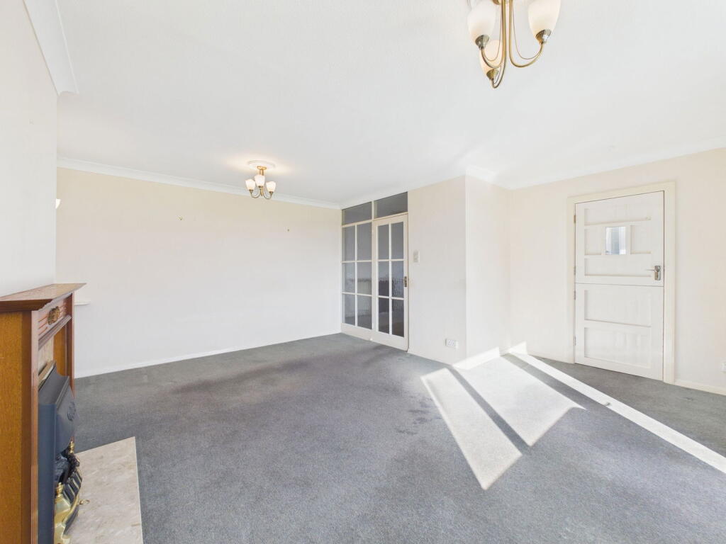 Apartment in Worthing, West Sussex - View 4