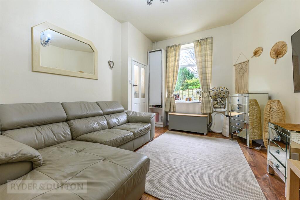 Quarmby Road, Quarmby, Huddersfield, West Yorkshire, HD3 photo 4
