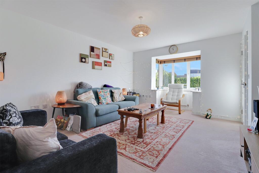 41, Taylor Crescent, Westward Ho, Bideford, Devon, EX39 photo 4