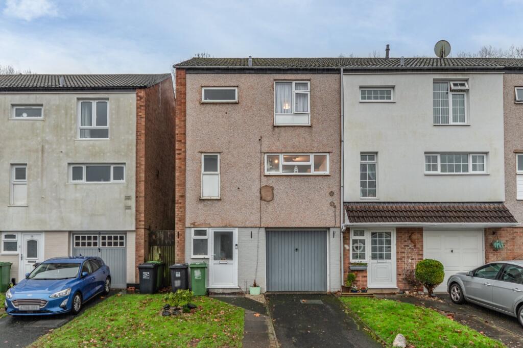 Main image of property: Highland Way, Greenlands, Redditch, B98