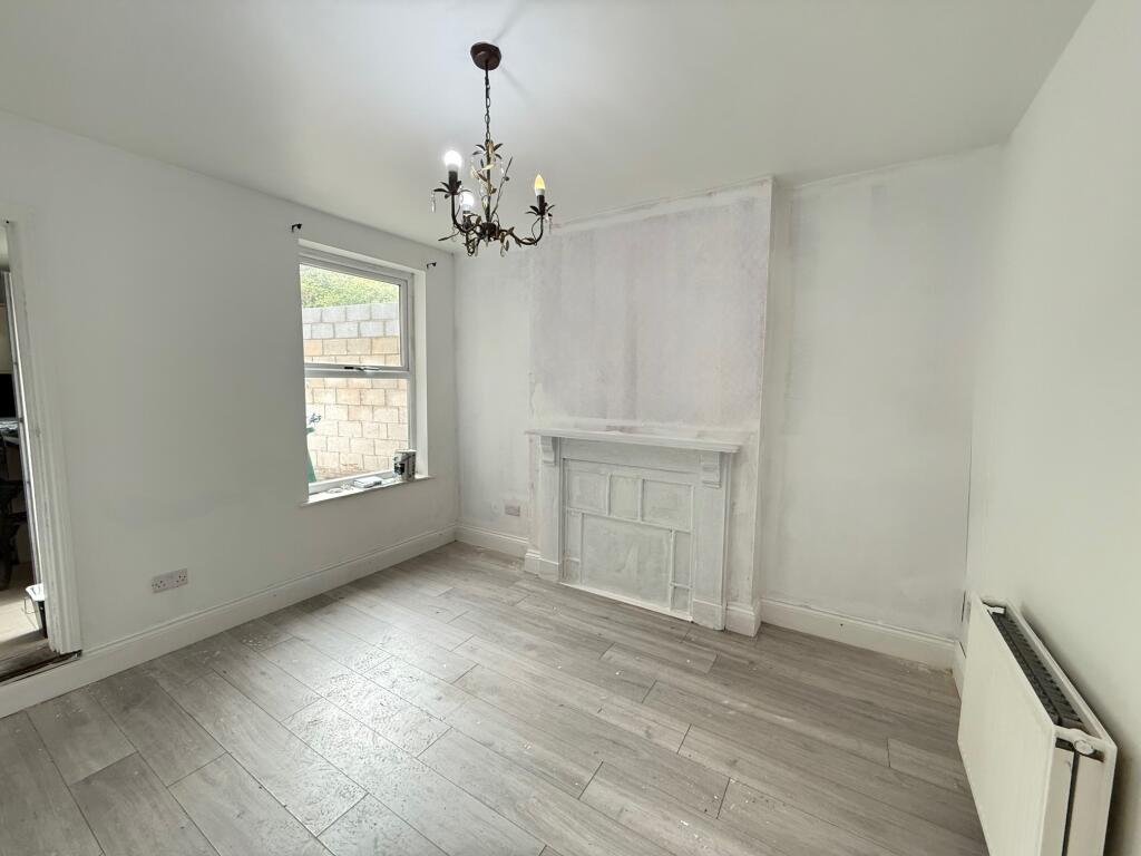 House in Nottingham - View 4