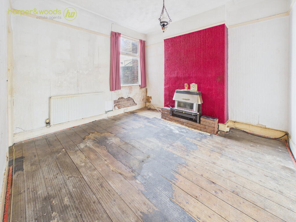 House in Wirral, Liverpool City Region - View 4