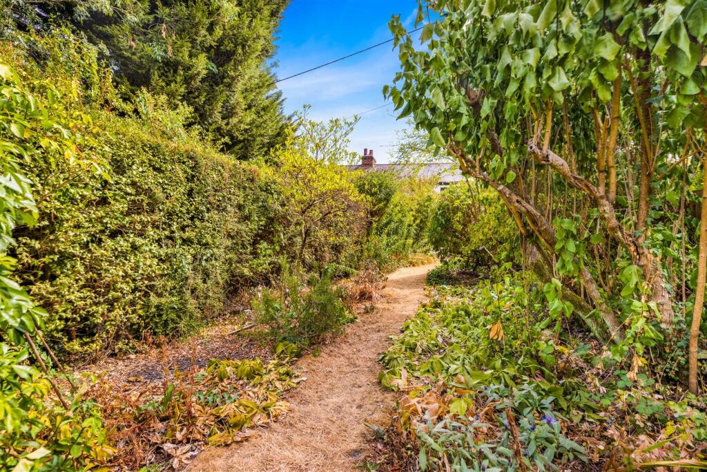 House in Takeley, Takeley Park - View 4