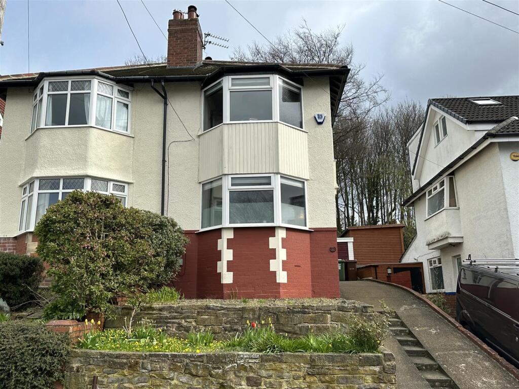 Main image of property: Church Avenue, Meanwood, Leeds, LS6