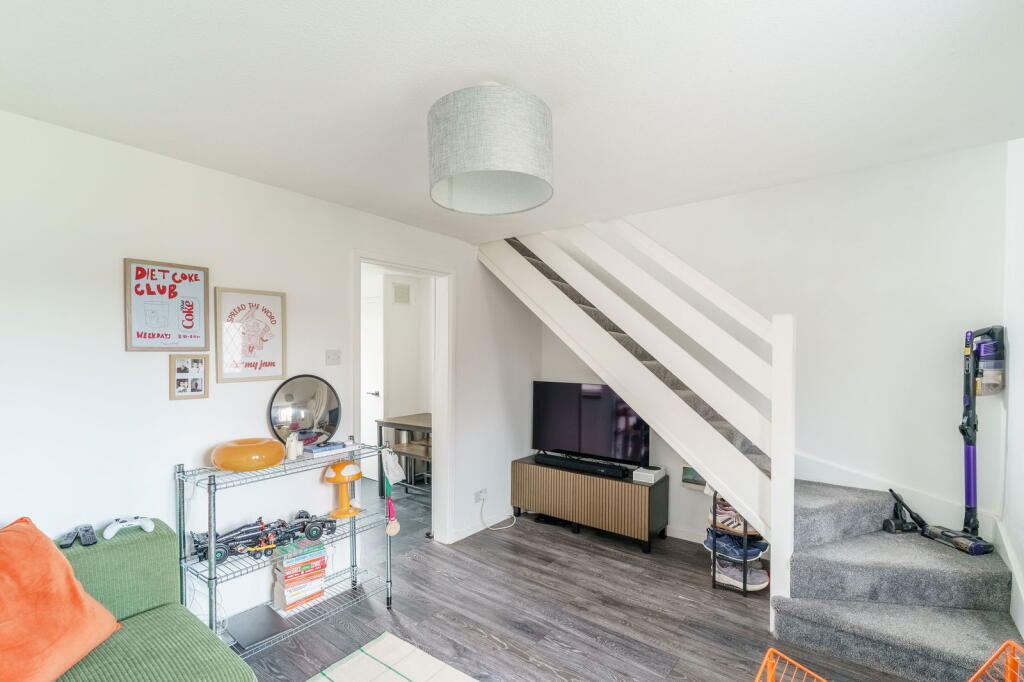 Willow Close, Snaith, Goole, DN14 9RH photo 3