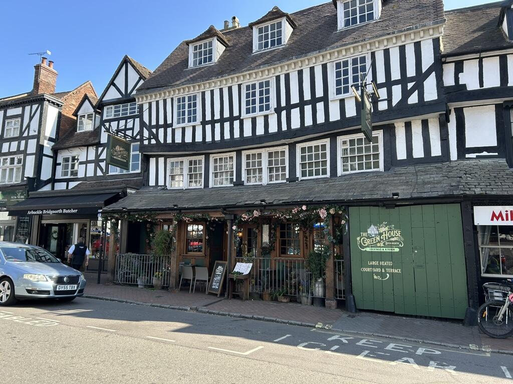 Main image of property: 52 High Street, Bridgnorth, Shropshire