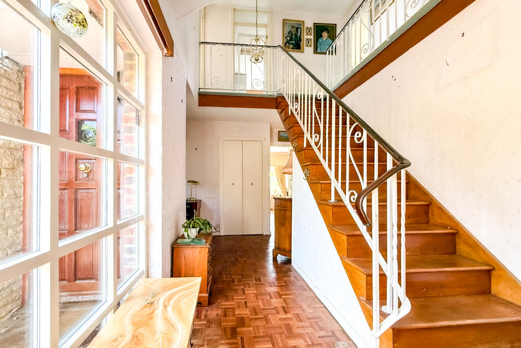 House in Eastbourne, East Sussex - View 5