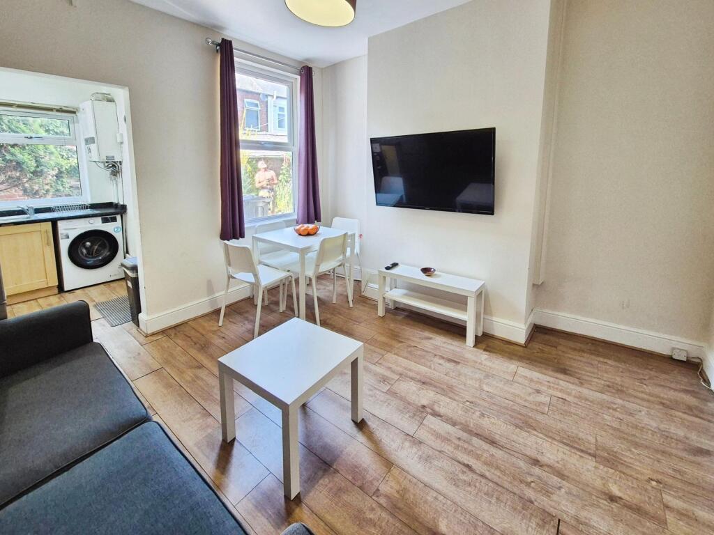 House in Sheffield, South Yorkshire - View 2
