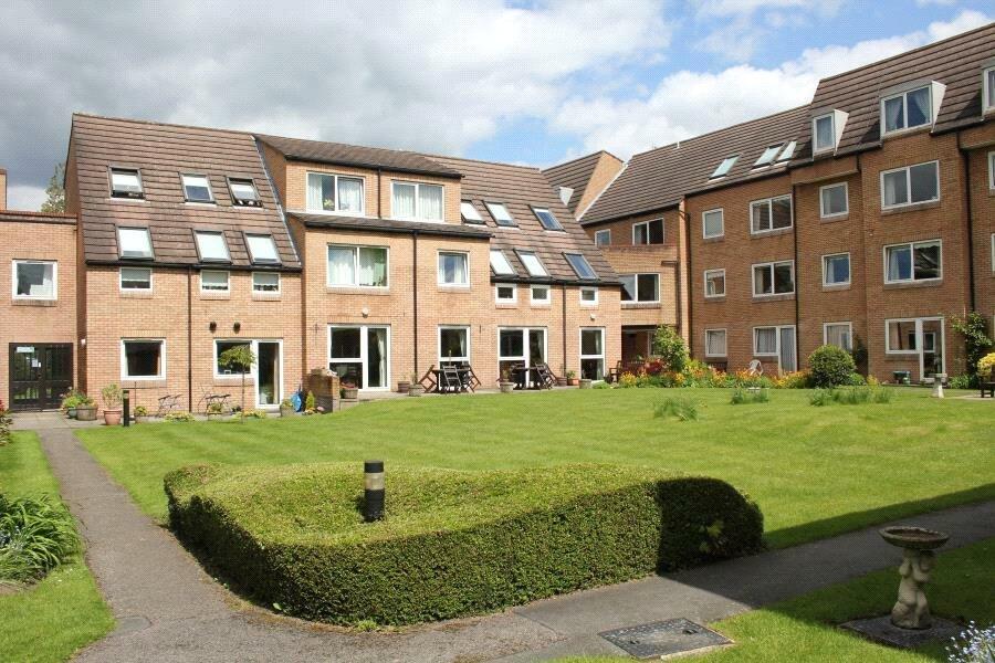 1-bed house on Mount Hermon Road, Woking, Surrey, GU22, £70,000