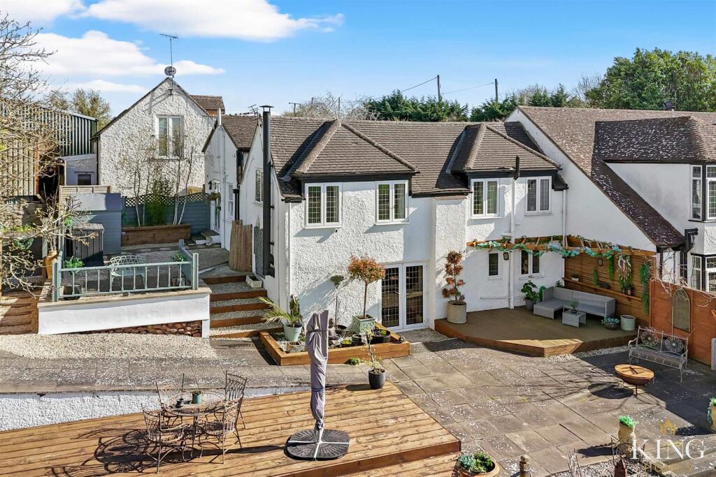 Main image of property: The Parks, Aldington, Evesham