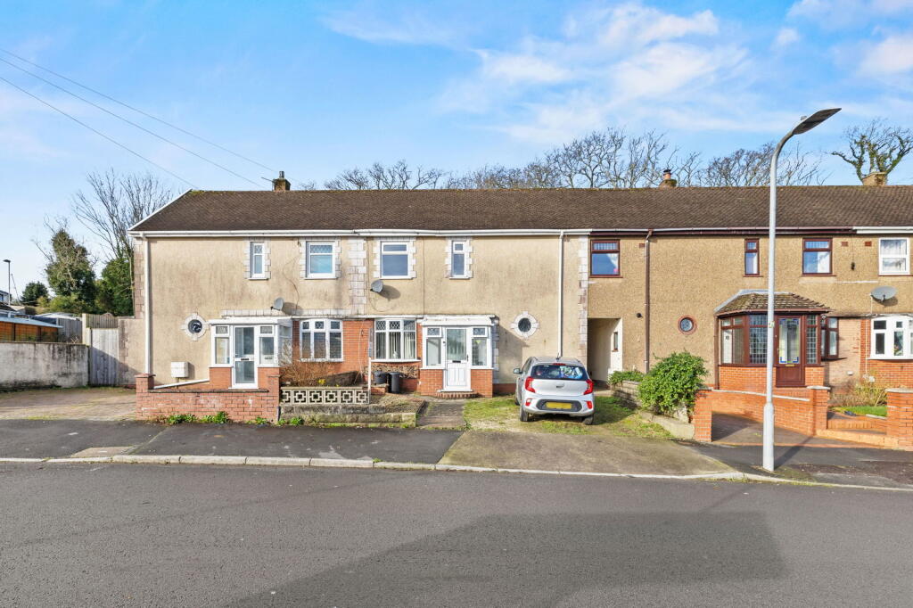 Main image of property: Linden Avenue, West Cross, Swansea, SA3 5LA