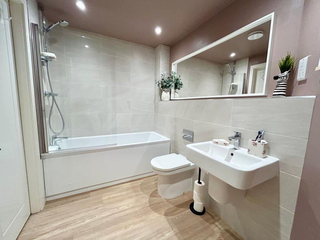 North Light Place, Haworth, BD22 photo 4