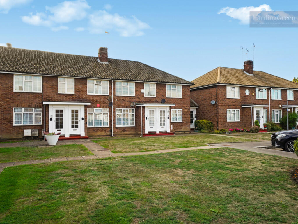 Apartment in Harrow - View 4