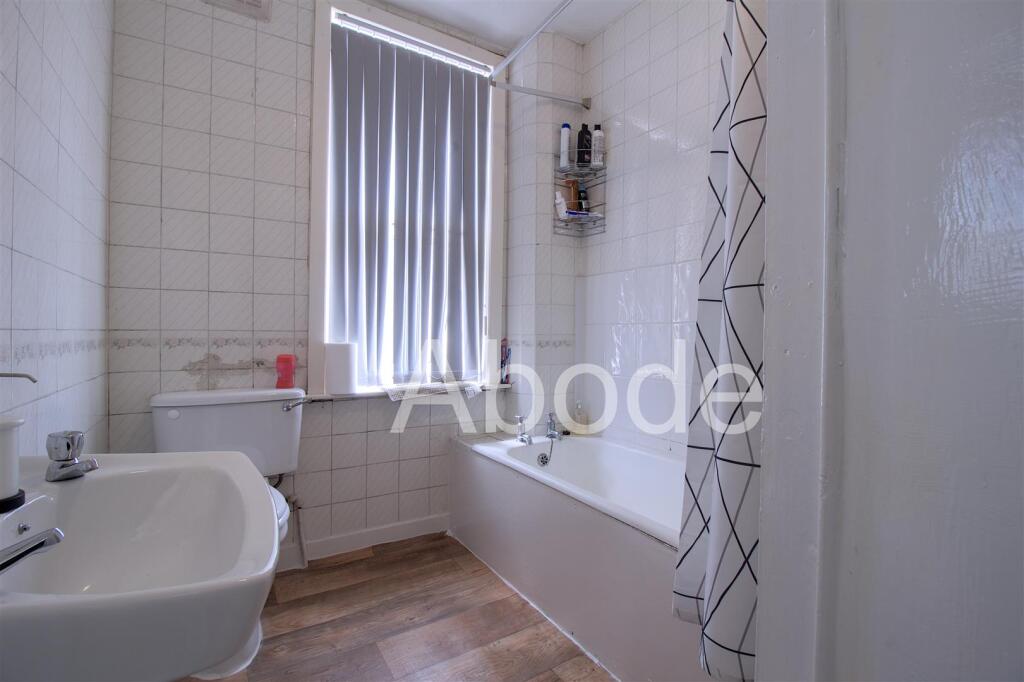Harold Road, Hyde Park, Leeds – pohled 6